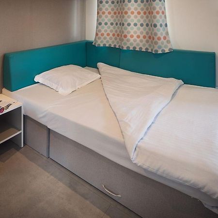 Camping Marvilla Parks Friese Meren - Roan Wijckel المظهر الخارجي الصورة