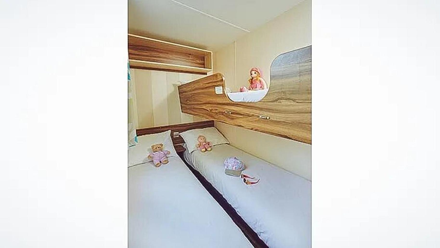 Camping Marvilla Parks Friese Meren - Roan Wijckel الغرفة الصورة